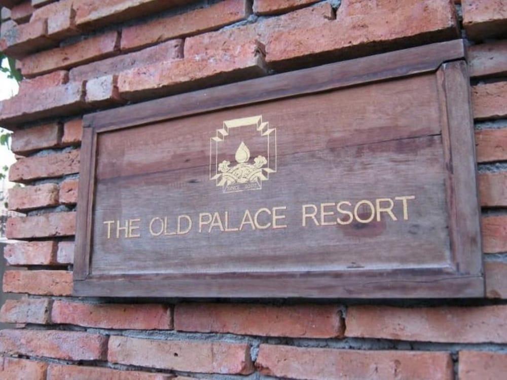 The Old Palace Resort Klong Sa Bua Ayutthaya Eksteriør bilde
