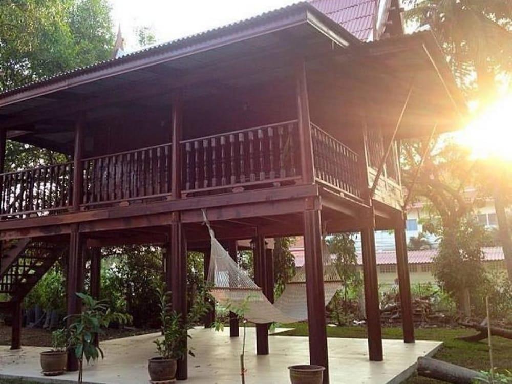 The Old Palace Resort Klong Sa Bua Ayutthaya Eksteriør bilde
