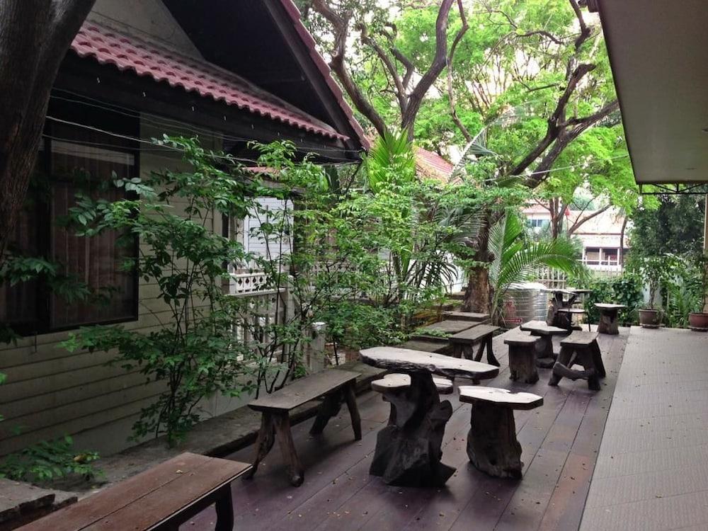 The Old Palace Resort Klong Sa Bua Ayutthaya Eksteriør bilde